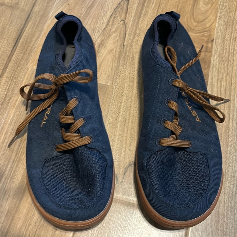 Mens Astral Watershoe Size 10